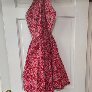 Red and white bandanna print